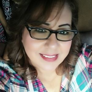 Meet your Posher, Araceli